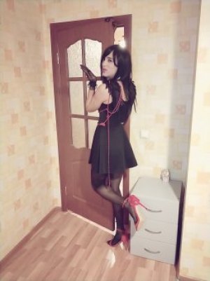 Транссексуалка кира