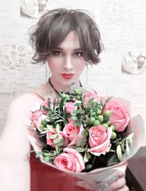 Транссексуалка Слава Нежная